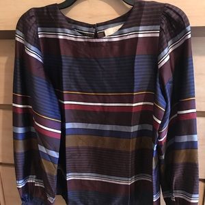 Loft silky blouse with puff sleeves!